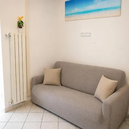 Apartment Casa Deluxe -50m Dal Mare- Alassio