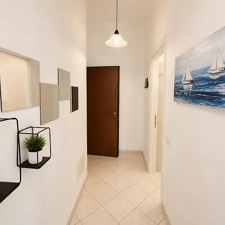 Casa Deluxe -50m Dal Mare- Apartment *