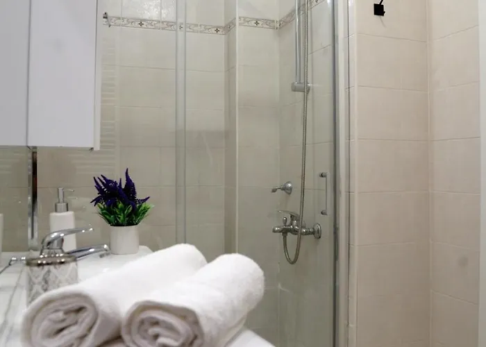 Casa Deluxe -50m Dal Mare- Apartment Alassio