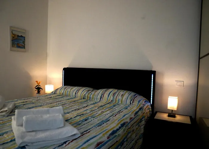 Apartment Casa Deluxe -50m Dal Mare- Alassio